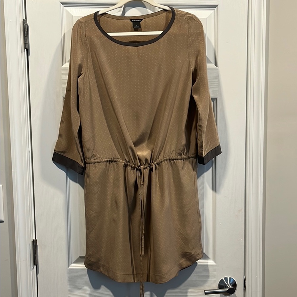 Club Monaco 100% Silk Tan Dress with‎ GrayTrim. Size 8.